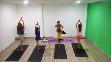 Anna Yoga Studio Cártama - Calle los Limoneros, Bda. Ampliación Cártama, 2, 29570 Cártama, Málaga, Spain
