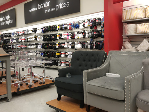 Department Store «T.J. Maxx», reviews and photos, 239 Memorial Ave, West Springfield, MA 01089, USA