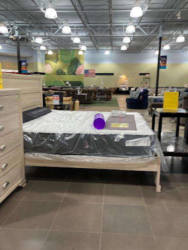 Furniture Store «American Freight Furniture and Mattress», reviews and photos, 1825 Westpark Dr, Grand Prairie, TX 75050, USA