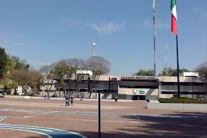 Plaza Soberanía de la República image