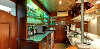 Atmosphère du Restaurant de spécialités provençales Chez Marius à Gémenos - n°11