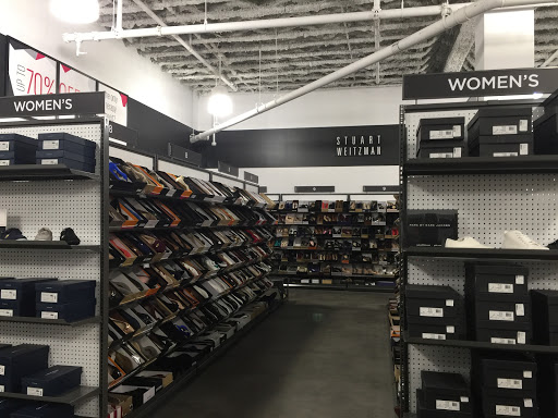 Department Store «Saks OFF 5TH», reviews and photos, 1675 Rockville Pike, Rockville, MD 20852, USA