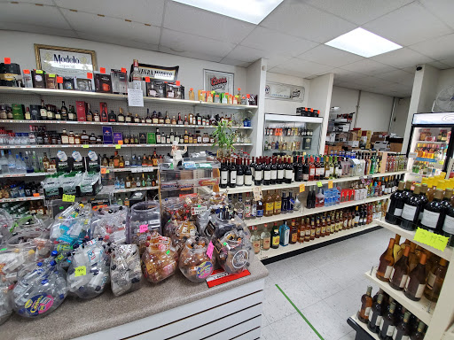 Victoria Market & Liquor