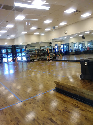 Shopping Mall «Pipers Alley Mall», reviews and photos, 210 W North Ave, Chicago, IL 60610, USA