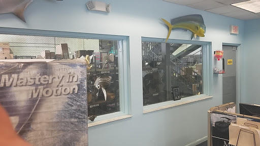 Marine Supply Store «West Marine», reviews and photos, 2401 S Andrews Ave, Fort Lauderdale, FL 33316, USA