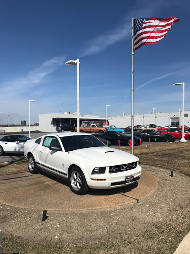 Volkswagen Dealer «Pugi Volkswagen», reviews and photos, 2020 Ogden Ave, Downers Grove, IL 60515, USA