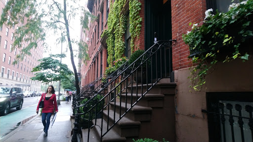 Home Goods Store «Kikkerland Shop NYC», reviews and photos, 493 6th Ave, New York, NY 10011, USA