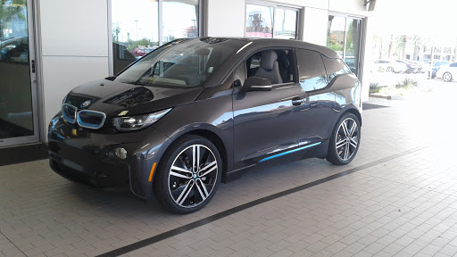 BMW Dealer «Chapman BMW On Camelback», reviews and photos, 830 E Camelback Rd, Phoenix, AZ 85014, USA