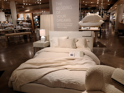 Furniture Store «Crate and Barrel», reviews and photos, 3965 Townsfair Way, Columbus, OH 43219, USA