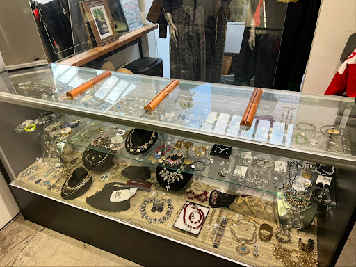 Thrift Store «City Opera Thrift Shop», reviews and photos