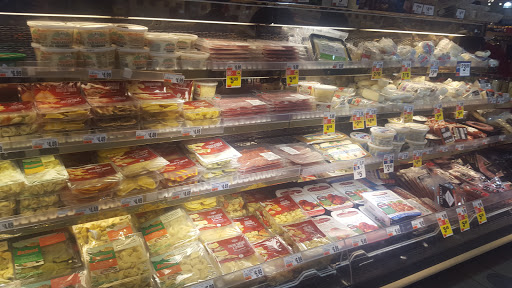 Grocery Store «Peapod by GIANT Food Stores», reviews and photos, 10 E Ridge Pike, Conshohocken, PA 19428, USA