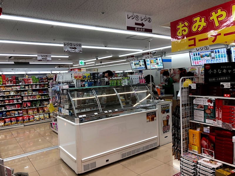 セブン-イレブン おみやげ市場博多１５番乗場店