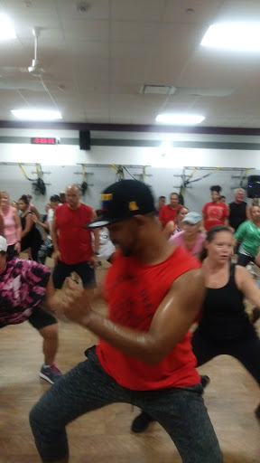 Health Club «Crunch - West Babylon», reviews and photos, 369 Little East Neck Rd N, West Babylon, NY 11704, USA