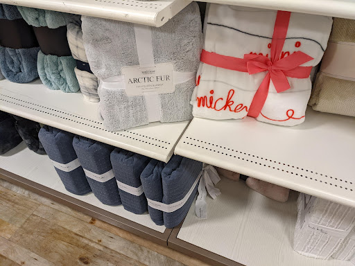 Department Store «HomeGoods», reviews and photos, 12955 W Center Rd, Omaha, NE 68144, USA