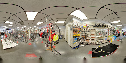Sporting Goods Store «Brickwell Cycling & Multisports», reviews and photos, 3 Northern Blvd, Great Neck, NY 11021, USA
