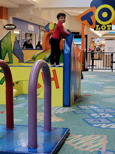 Shopping Mall «Lynnhaven Mall», reviews and photos, 701 Lynnhaven Pkwy, Virginia Beach, VA 23452, USA