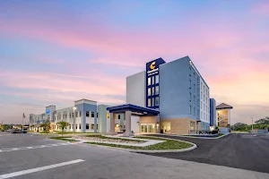 Comfort Inn & Suites New Port Richey Downtown District image