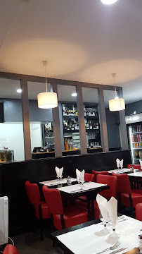 Atmosphère du Restaurant turc ISTANBUL'S GRILL à Antony - n°6