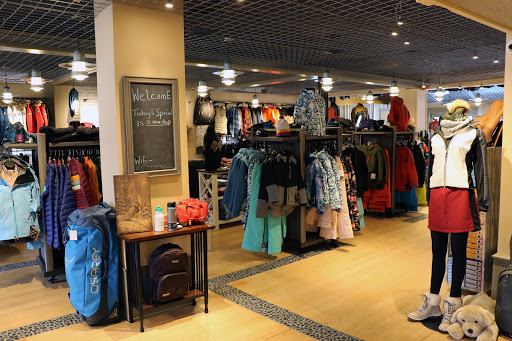 Ski Rental Service «Pinnacle Ski And Sports», reviews and photos, 3391 Mountain Rd, Stowe, VT 05672, USA