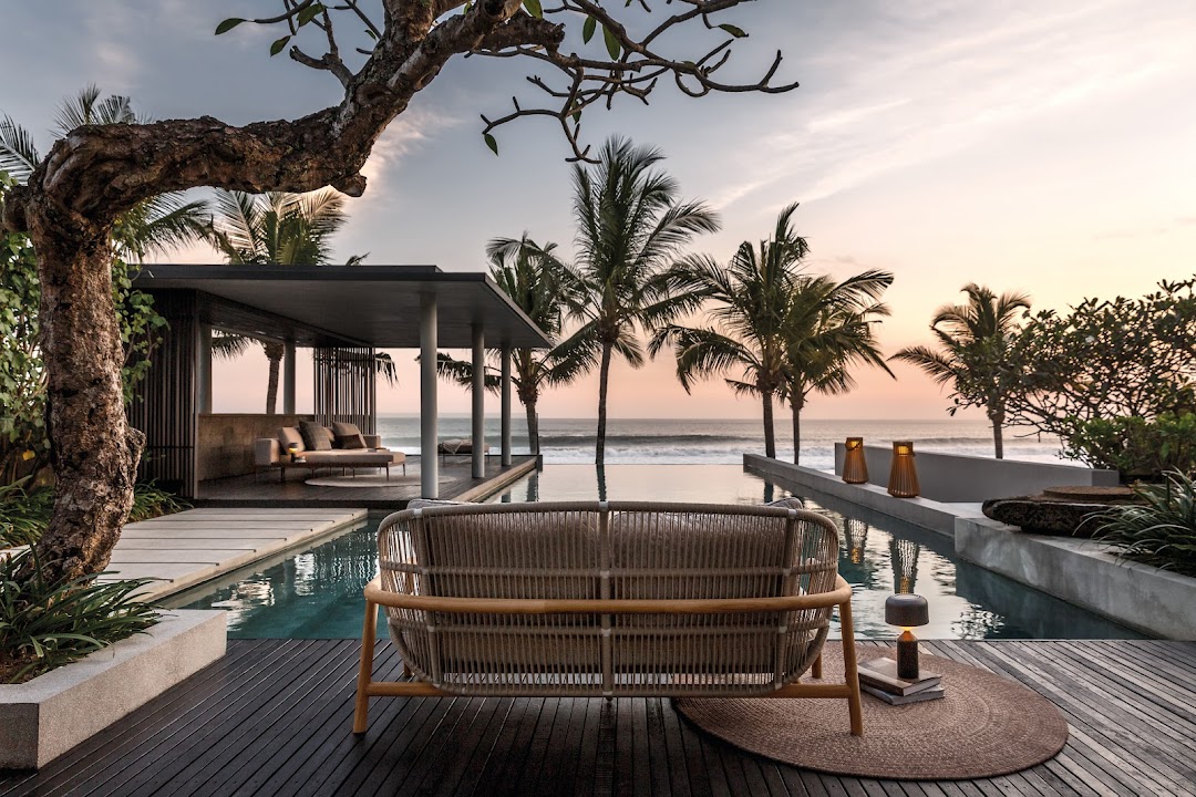 Gloster Los Angeles Studio