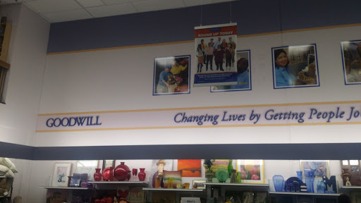 Thrift Store «Goodwill Store & Donation Center», reviews and photos