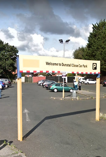 Reviews of Dunstall Close Car Park in Reading - Parking garage
