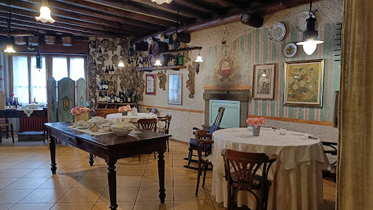 Taverna 800 Piazza Mazzoleni, 2, 24038 Sant'Omobono Terme BG, Italia