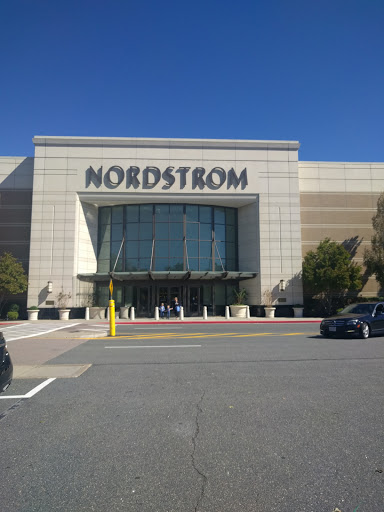 Department Store «Nordstrom Burlington», reviews and photos, 75 Middlesex Turnpike, Burlington, MA 01803, USA