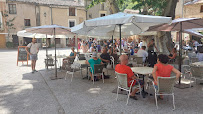Atmosphère du Restaurant La source à Saint-Guilhem-le-Désert - n°6