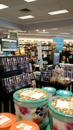 Book Store «Barnes & Noble», reviews and photos, 15 Backus Ave, Danbury, CT 06810, USA