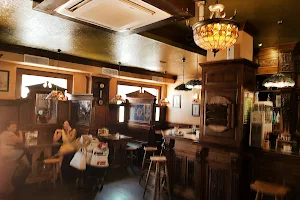 Brown's Irish Tavern image