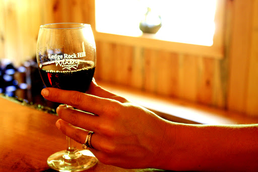 Winery «Ledge Rock Hill Winery, LLC», reviews and photos, 41 Stewart Dam Rd, Corinth, NY 12822, USA