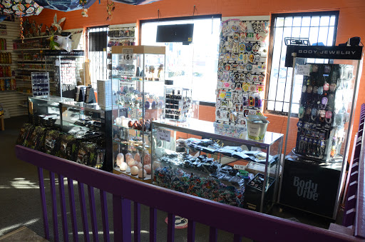 Gift Shop «Happy Daze Gift Shop LLC», reviews and photos, 616 N Grand Ave E, Springfield, IL 62702, USA