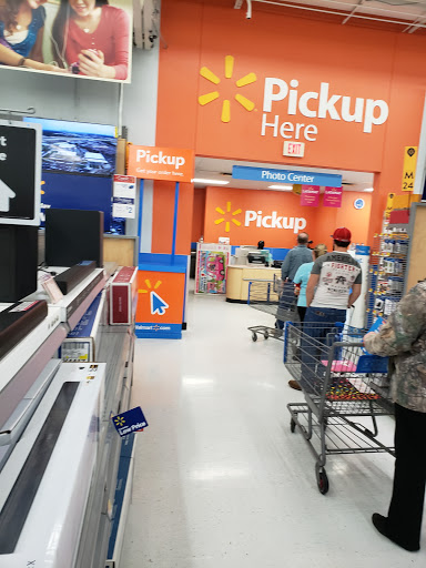 Department Store «Walmart Supercenter», reviews and photos, 175 Bell Ln, Savannah, TN 38372, USA