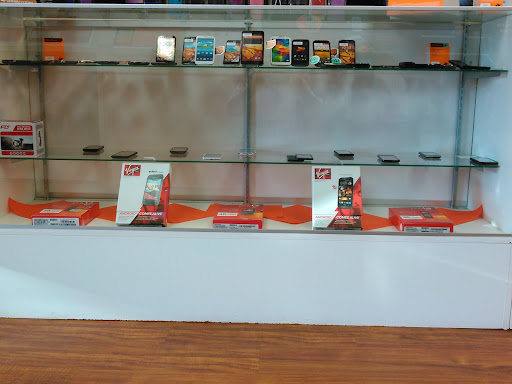 Telecommunications Service Provider «Boost Mobile Store», reviews and photos, 9655 Elk Grove Florin Rd #4, Elk Grove, CA 95624, USA