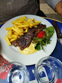 Plats et boissons du Restaurant Le Village à Enghien-les-Bains - n°12