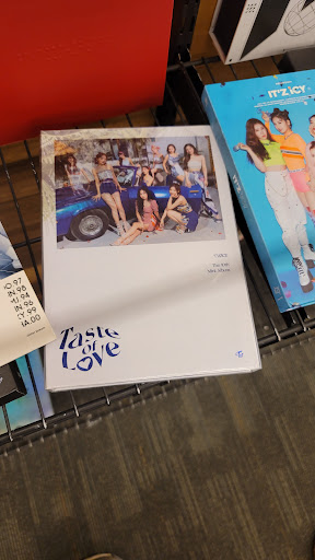 Used Book Store «2nd & Charles», reviews and photos, 9004 W Broad St, Richmond, VA 23294, USA