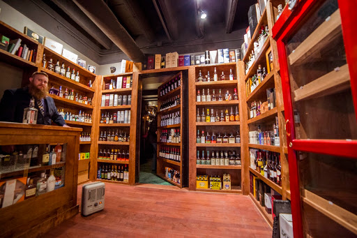 Liquor Store «Looking Glass Cigars And Spirits», reviews and photos, 1508 Harney St, Omaha, NE 68102, USA