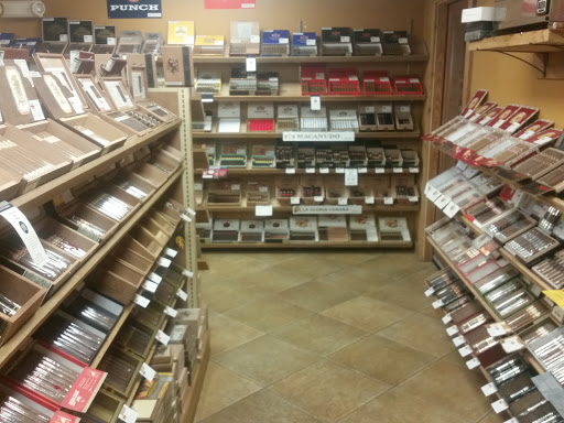 Cigar Shop «Fincks Cigar Factory Outlet», reviews and photos, 6100 West Ave, San Antonio, TX 78213, USA
