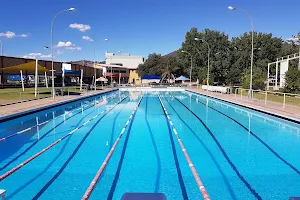 Tamworth Swimming Pool image