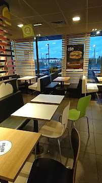 Atmosphère du Restauration rapide McDonald's à Saint-Fargeau-Ponthierry - n°9