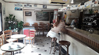 Atmosphère du Restaurant CAFÉ DES PLATANES à Villars-sur-Var - n°1