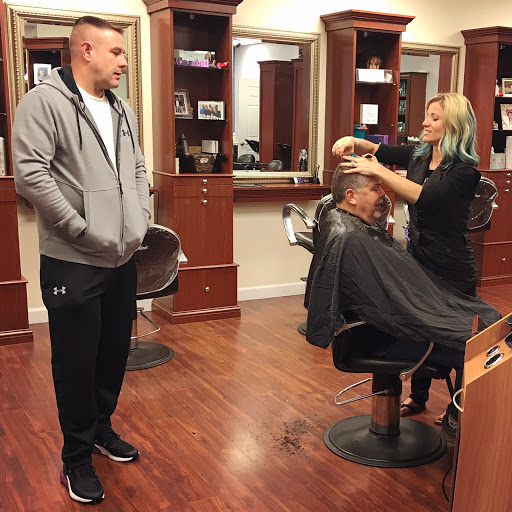 Beauty Salon «Expressions-Beauty Hair Salon», reviews and photos, 28103 Three Notch Rd # B, Mechanicsville, MD 20659, USA