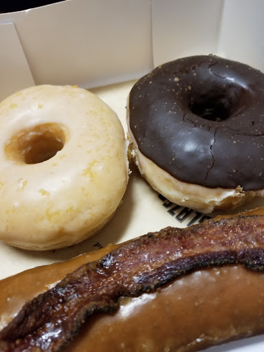 Donut Shop «Glazed and Infused», reviews and photos, 939 W Armitage Ave, Chicago, IL 60614, USA