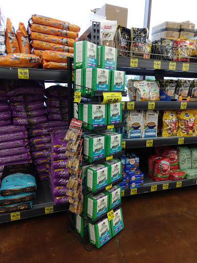 Grocery Store «Grocery Outlet Bargain Market», reviews and photos, 2060 River Rd, Eugene, OR 97404, USA