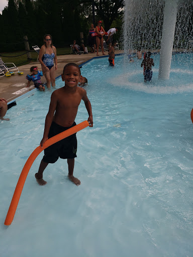 Community Center «Iowa Community Center», reviews and photos, 338 N Iowa Ave, Villa Park, IL 60181, USA