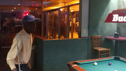 Bowling Alley «Ward Parkway Lanes», reviews and photos, 1523 W 89th St, Kansas City, MO 64114, USA