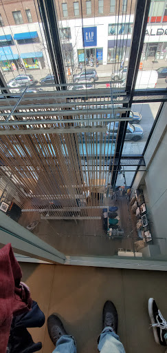 Clothing Store «Banana Republic Factory Store», reviews and photos, 422 86th St, Brooklyn, NY 11209, USA