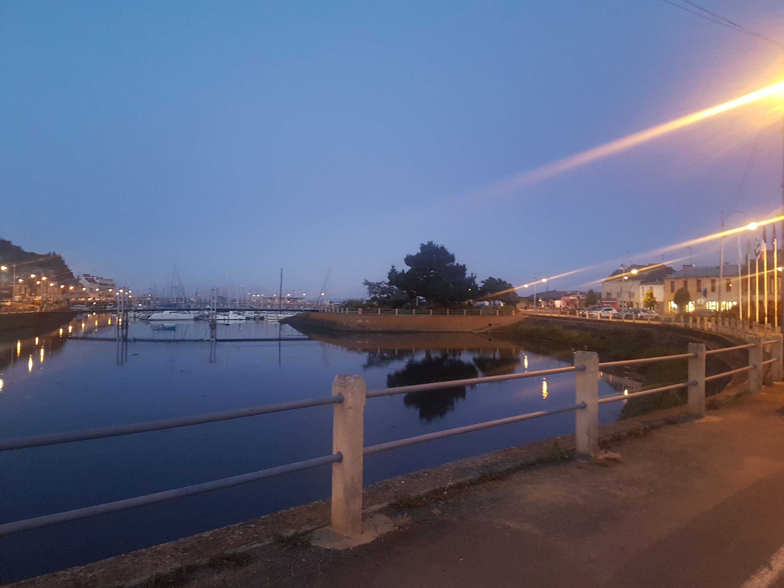 Photo n° 2 de l'avis de Ambre. fait le 09/08/2019 à 23:08