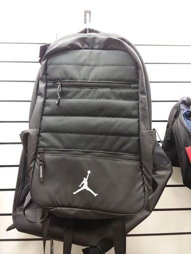 Department Store «T.J. Maxx», reviews and photos, 3350 S Glenstone Ave, Springfield, MO 65804, USA